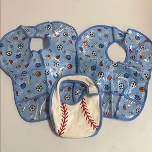 Lot of 3 baby bibs